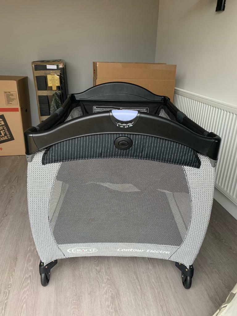 gumtree travel cot